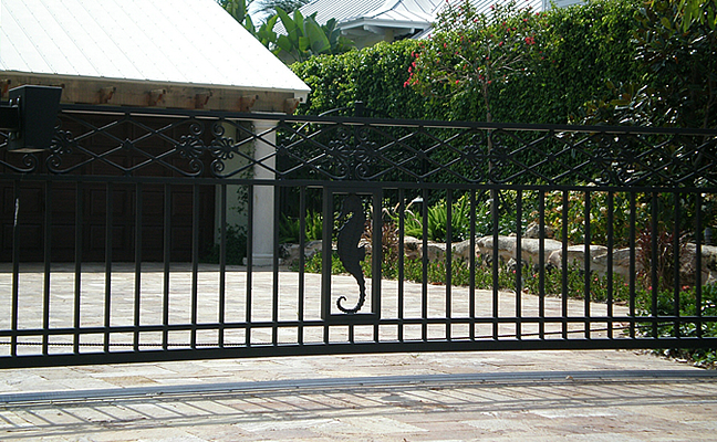 custom gates hypoluxo florida